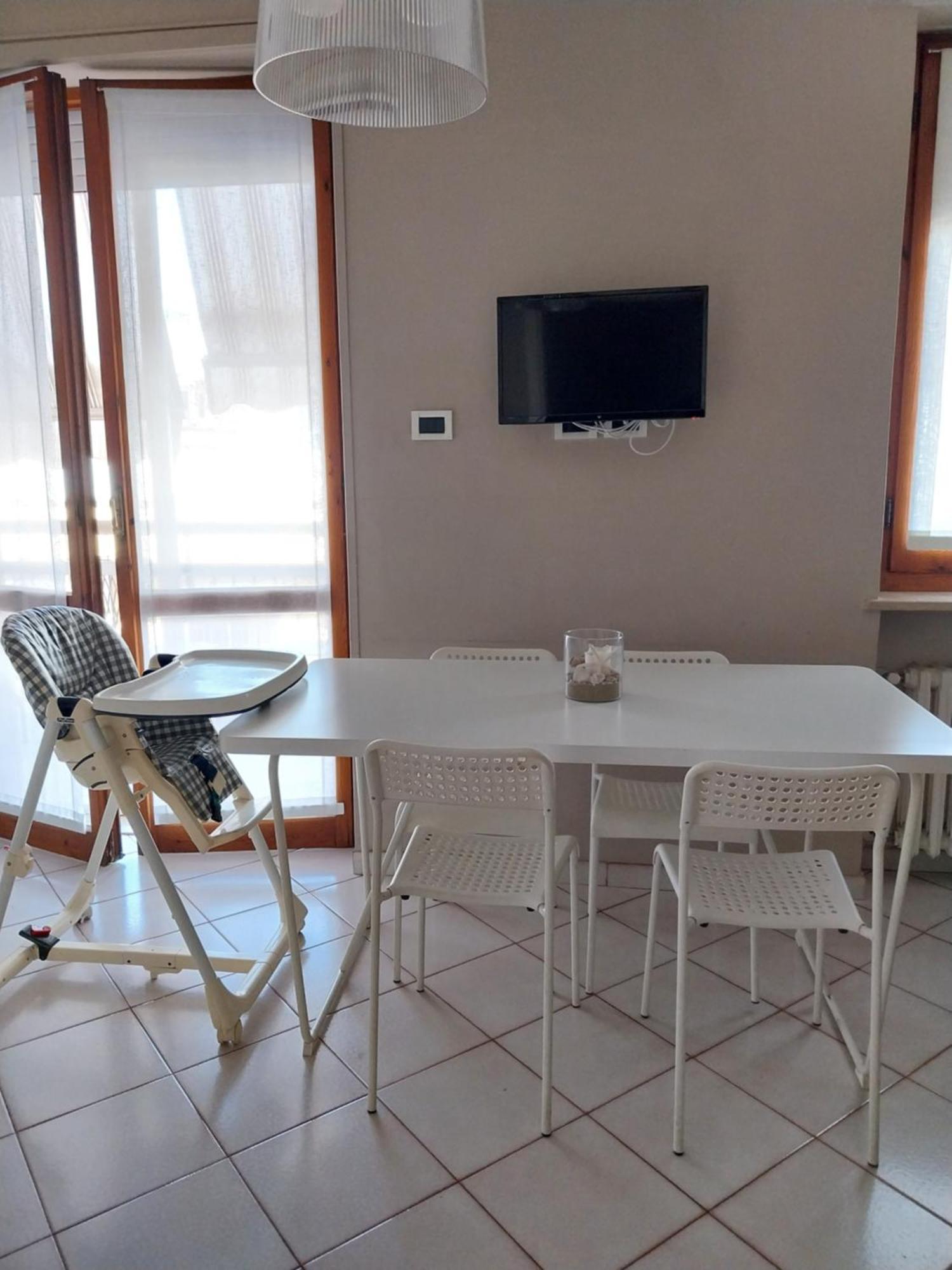 L'onda - House Bed & Breakfast *
